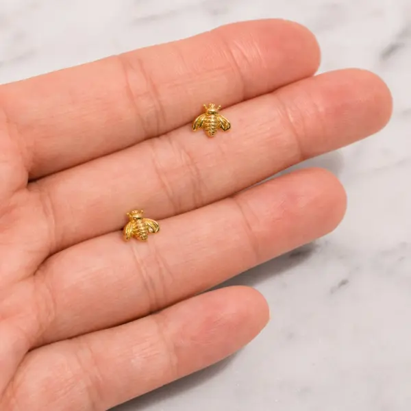 Cute 18K Gold Plated Bee Stud Earrings